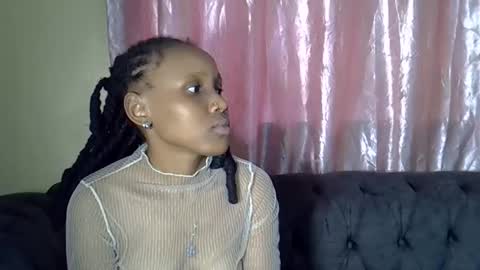 sweetcandy757614 online show from April 11, 8:40 am