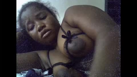 sweetcoochiex online show from November 7, 12:14 am