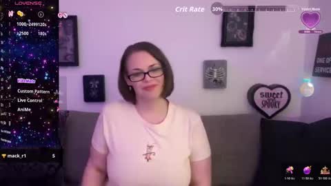 Eileen online show from December 4, 7:52 am