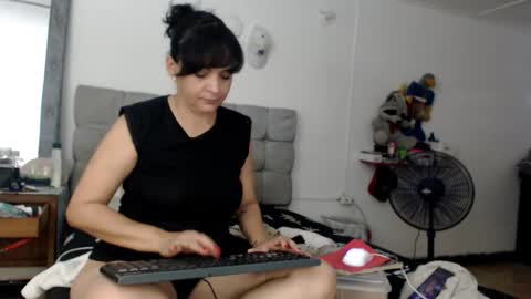 SWEETFANTASYVEN online show from November 5, 2:08 pm