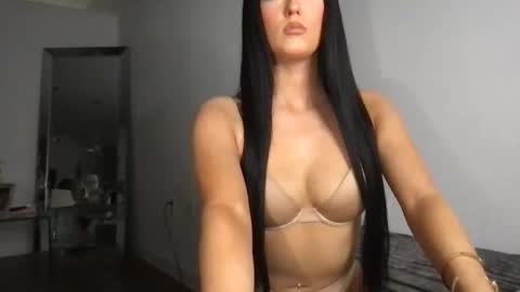 Gracie  online show from November 4, 3:08 am