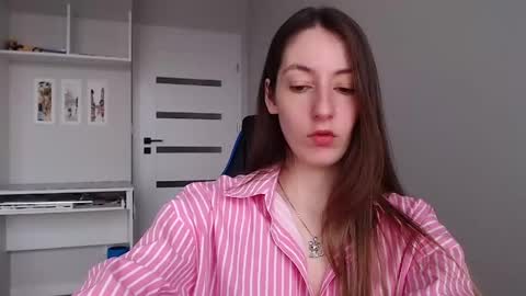Emma  online show from May 6, 7:47 am