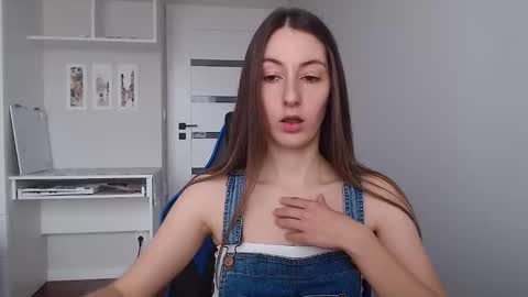 Emma  online show from November 14, 11:56 am