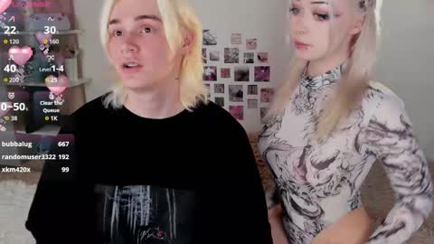sweethearts_friends online show from May 9, 1:00 am