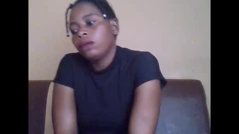 Snapshot of sweetib1 chatting on September 27, 8:45 am sweetib1 online show from September 27, 8:45 am