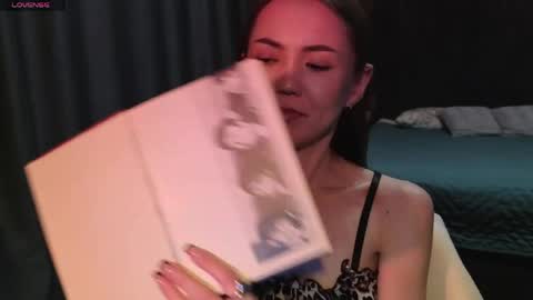 sweetieee_kira online show from April 11, 7:45 am