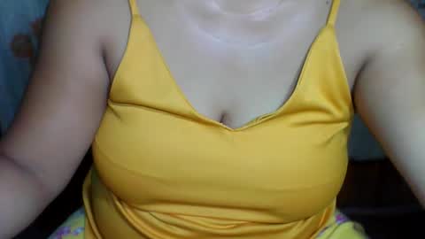 sweetiepinay30 online show from January 13, 8:27 pm