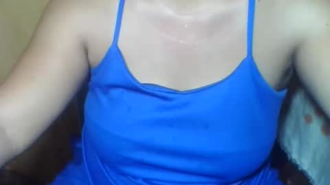 sweetiepinay30 online show from February 6, 8:22 pm