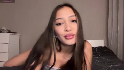 Snapshot of sweetiesoul chatting on February 2, 9:13 pm sweetiesoul online show from February 2, 9:13 pm