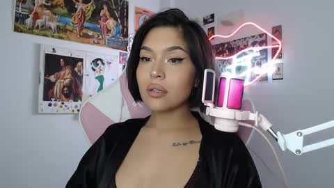 SweetJess online show from February 26, 6:30 am