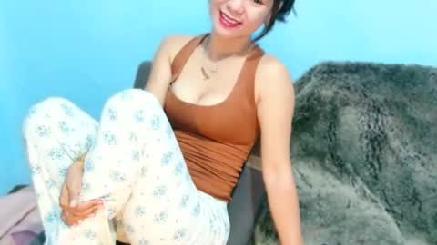 jona online show from September 25, 1:12 am