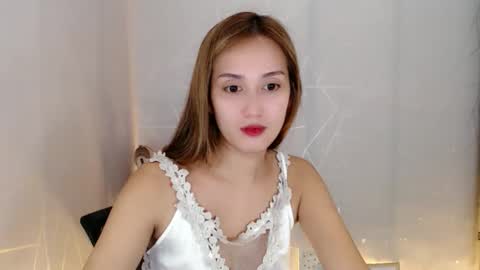 Leah online show from November 15, 11:56 am