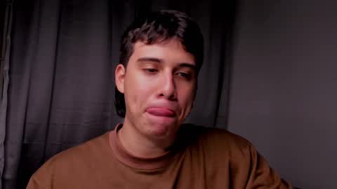 Lian online show from December 14, 4:12 am