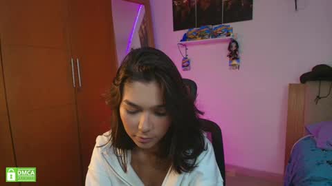 Snapshot of sweetlittlevenus chatting on February 11, 10:36 am Venus online show from February 11, 10:36 am
