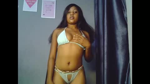 sweetmila9 online show from February 4, 8:40 am