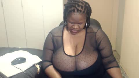 sweetnoziexxx online show from October 7, 5:36 am