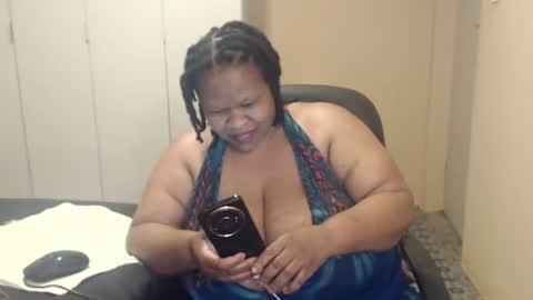 sweetnoziexxx online show from October 20, 6:29 am