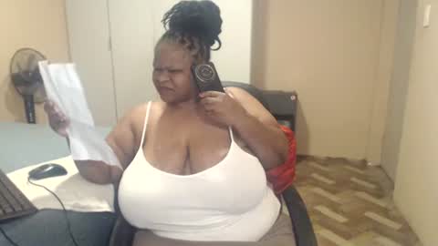 sweetnoziexxx online show from February 25, 7:23 am