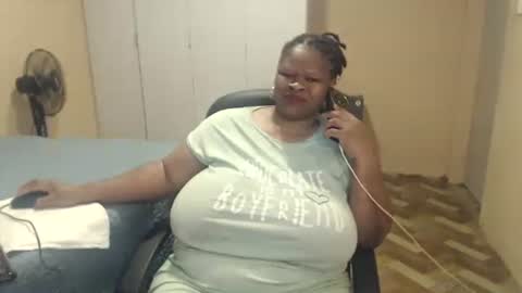 sweetnoziexxx online show from May 6, 6:19 am