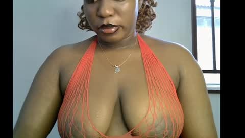 LILY BRANDY online show from June 3, 8:06 am