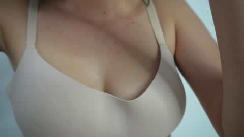 Snapshot of sweetpussyhot_ chatting on February 5, 8:25 pm Hello Welcome Im here from WEDNESDAY to SUNDAY 430am to  830am and 3  to 7  timeMONDAY and TUESDAY i rest online show from February 5, 8:25 pm