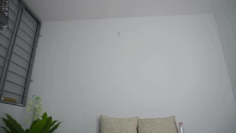 Snapshot of sweetpussyhot_ chatting on March 1, 12:45 pm Hello Welcome Im here from WEDNESDAY to SUNDAY 430am to  830am and 3  to 7  timeMONDAY and TUESDAY i rest online show from March 1, 12:45 pm