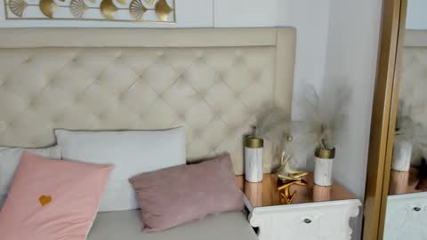 sweets one online show from November 21, 6:55 am