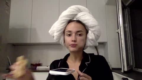 sweetsatalana online show from July 13, 10:46 pm