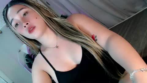 JUST CALL ME BABE online show from August 2, 1:35 pm