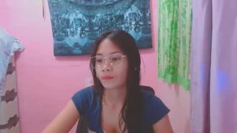 Mia online show from May 23, 12:56 pm