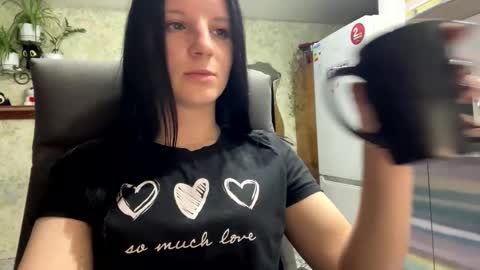 Sweet Shy online show from March 29, 5:58 pm