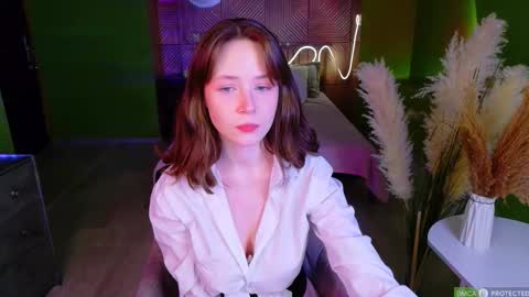 Alice online show from November 20, 1:42 pm