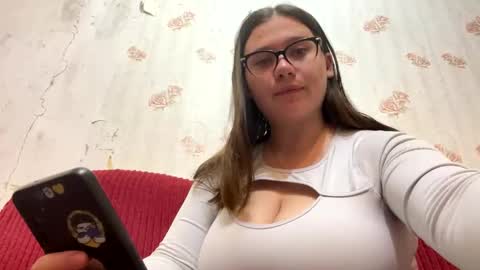 sweetsinua online show from March 28, 9:49 pm