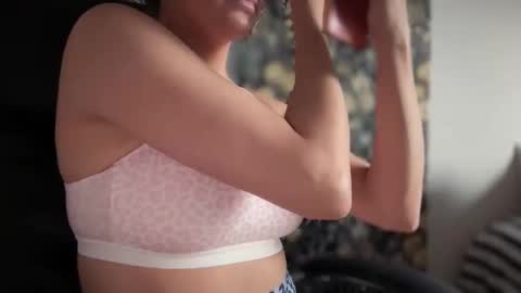 sweetssmashed online show from November 18, 10:24 pm