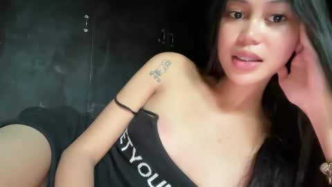 yanny online show from May 12, 1:58 am