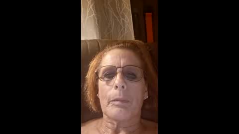 sweetsue1112 online show from May 22, 8:32 am