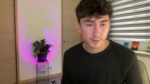 Andy  online show from October 8, 6:36 pm