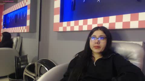 Ashley 3 online show from March 1, 11:17 am