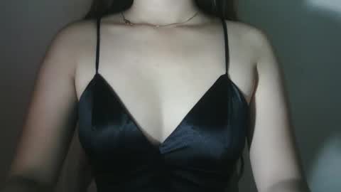 Snapshot of sweety_princess15 chatting on October 27, 8:31 pm sweety_princess15 online show from October 27, 8:31 pm