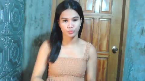 Rhea online show from July 11, 12:08 pm
