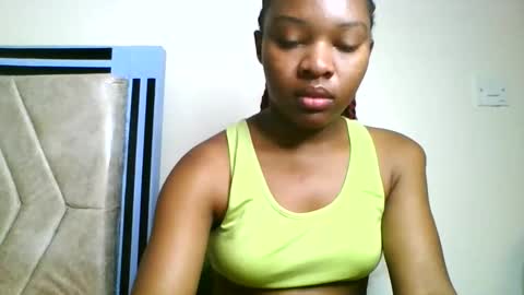  Candy online show from April 18, 1:07 am