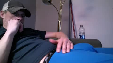 Snapshot of swontguy2025 chatting on February 23, 4:17 am swontguy2025 online show from February 23, 4:17 am