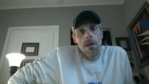 Snapshot of swontguy2025 chatting on February 27, 5:18 am swontguy2025 online show from February 27, 5:18 am