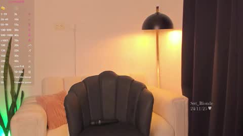 Ambar online show from November 25, 1:26 am