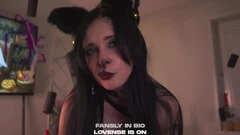 Sophie online show from October 29, 11:12 am