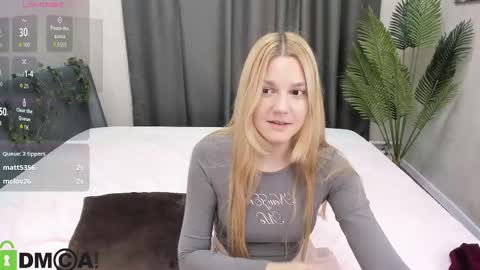 Sylvia online show from October 26, 9:32 am