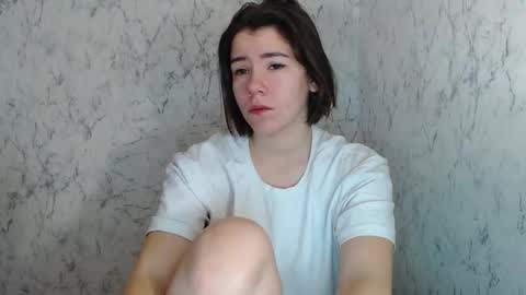 SyrenDixon online show from December 22, 7:15 am