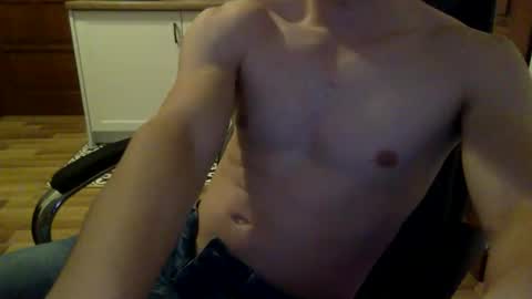 szarotek94 online show from November 9, 9:39 pm