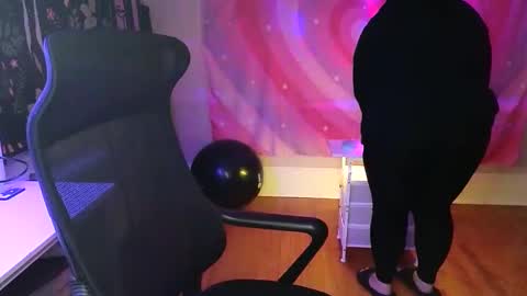 Goddess Flame online show from February 9, 6:54 am