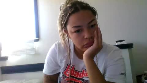 t_princess_t online show from September 8, 3:22 pm